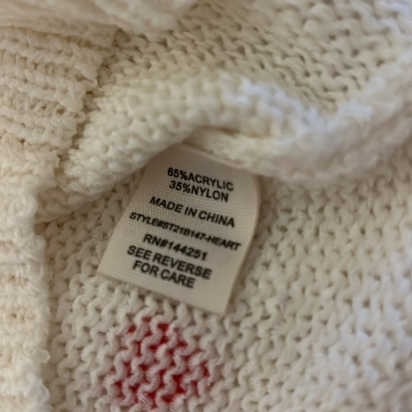 Sweet heart crewneck sweater creamy lightweight womens size small - Picture 8 of 8